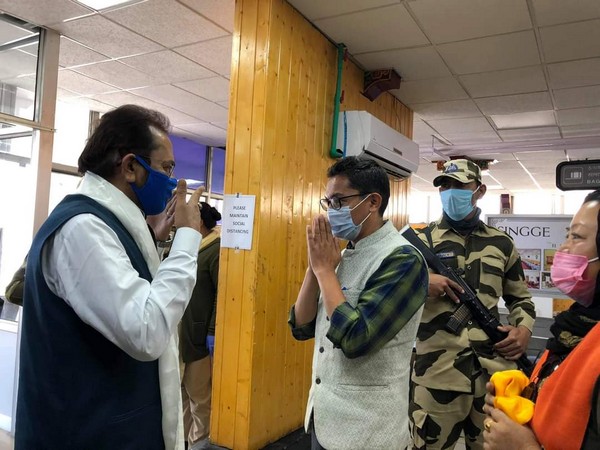 Ladakh MP Jamyang Tsering Namgyal welcomes Union Minister Mukhtar Abbas Naqvi in Leh on Thursday. (Photo: Jamyang Tsering Namgyal Twitter)