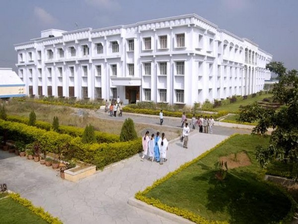 Narasaraopeta Engineering College Campus