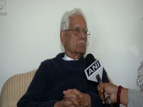 Former external affairs minister Natwar Singh speaking to ANI in New Delhi on Tuesday. Photo/ANI