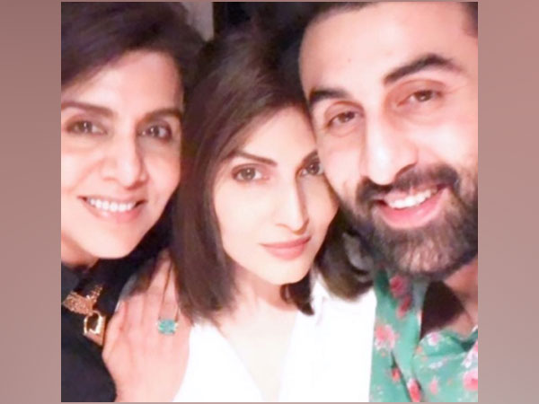 Veteran actor Neetu Kapoor with daughter Ridhhima Kapoor and son Ranbir Kapoor (Image Source: Instagram)