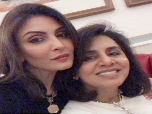 Senior actor Neetu Kapoor with daughter Riddhima Kapoor Sahni (Image Source: Instagram)