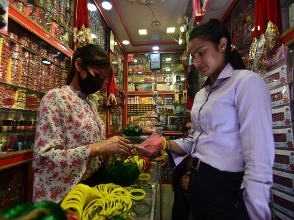 Shops bear a deserted look this Shrawan amid coronavirus pandemic. Photo/ANI