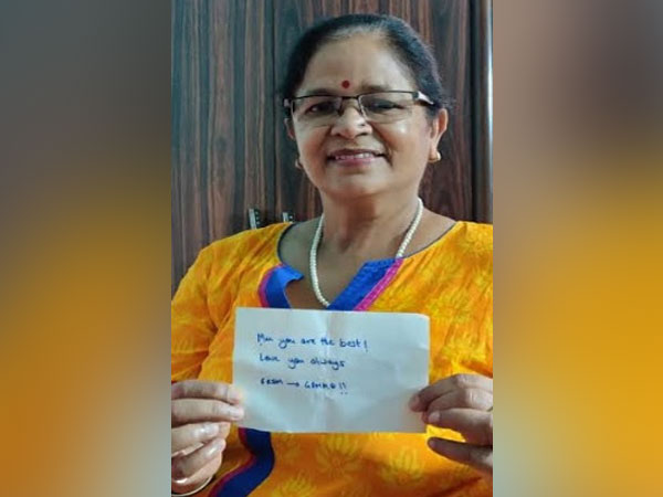 Healthians - #HealthiansWaleMaaKoPyaarPahunchaenge