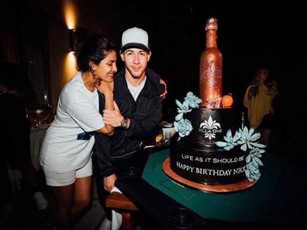 Priyanka Chopra, Nick Jonas (Image Courtesy: Instagram)