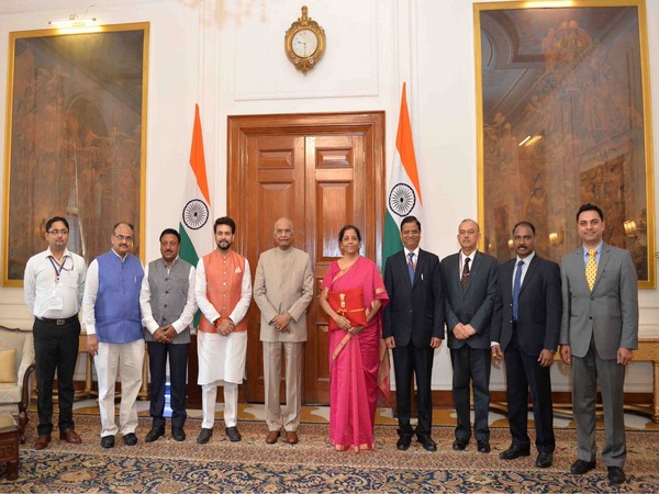 Union Finance Minister Nirmala Sitharaman calls on President Ram Nath Kovind (Courtesy Twitter)
