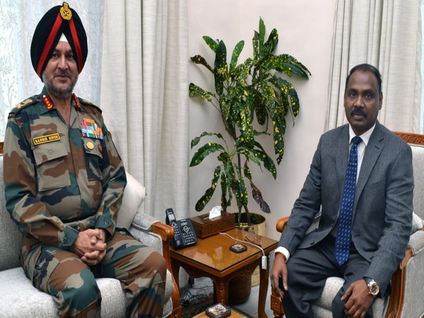 Northern Army Commander Lt Gen Ranbir Singh met Lieutenant Governor Girish Chandra Murmu on Monday.