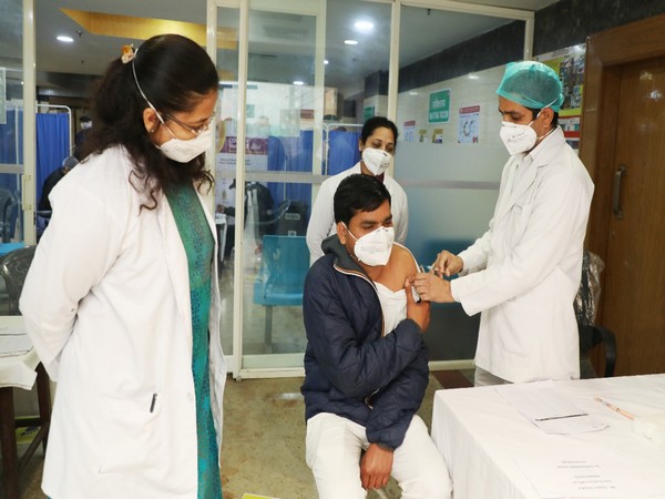 Dry Run of COVID -19 vaccination takes place at Northern Railway Central Hospital (Photo ANI)