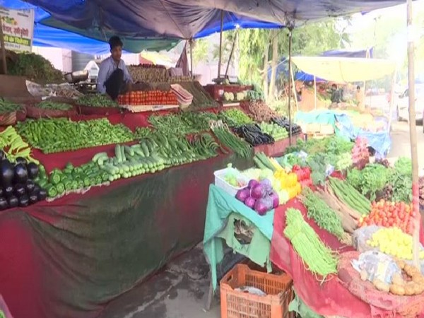 A vegetable market in Bhopal.