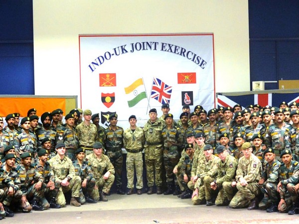 India and UK Armies contingents taking part  in joint exercise. (Picture courtesy: PIB) 