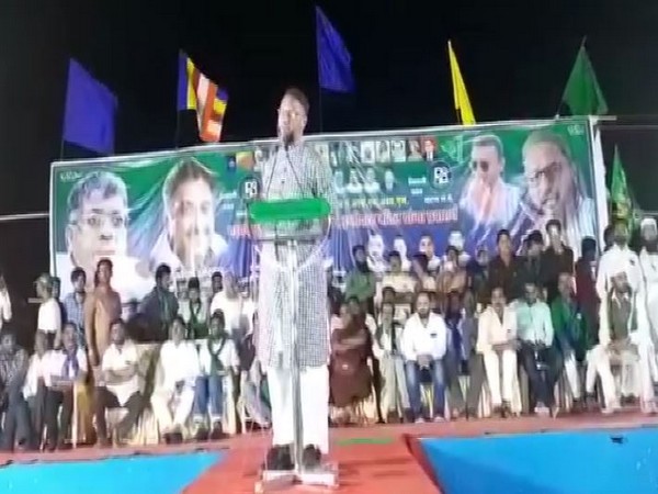 AIMIM leader Asaduddin Owaisi addressing a rally in Aurangabad, Maharashtra on Thursday. Photo/ANI
