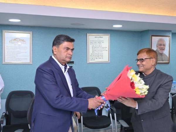 Pravas Kumar Singh takes oath as CERC member (Photo/PIB)