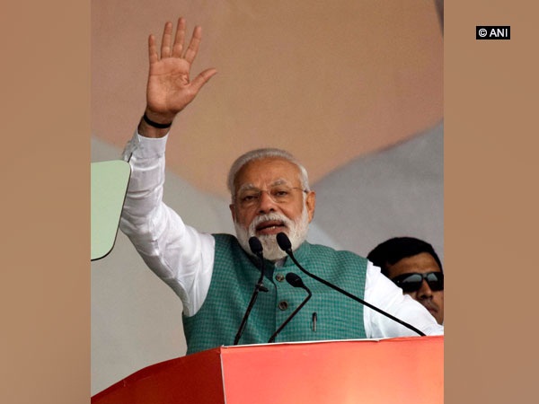 Prime Minister Narendra Modi addressing a public gathering in Amethi on Sunday.