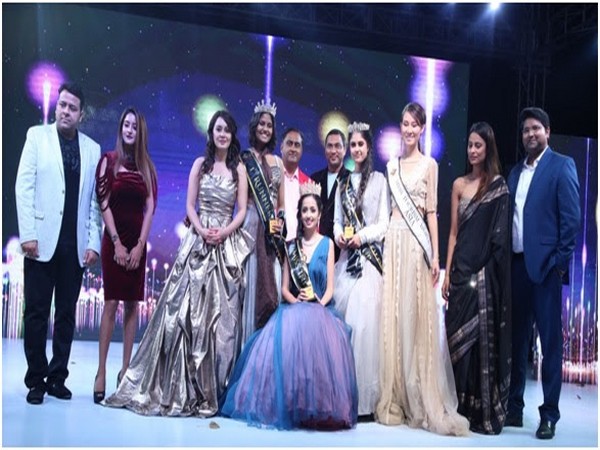 Winner of Miss India Quintessential Wachi Pareek With Jury Members Dr Razi Ahmed, Nishchin Patel, Ankur Jain, Anjali Verma and Gurudev Singh Saini