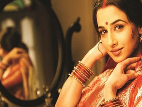 A still from the film 'Parineeta' featuring Vidya Balan