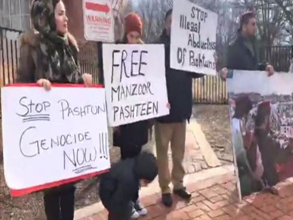 Pashtuns protesting outside Pak Embassy in Washington D.C. on Wednesday.