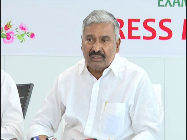Andhra Pradesh Panchayat Raj Minister Peddireddy Ramachandra Reddy speaking to the reporters on Wednesday. (Photo/ANI)