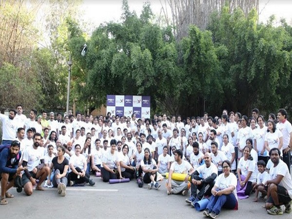 Peps Joint Mangaing Director Mr. G Shankar Ram with participants of the Peps Wake Up Day 5k Run