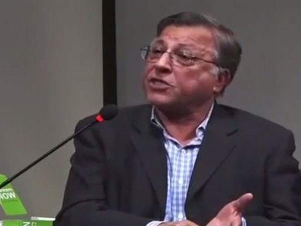 Pakistani nuclear physicist Pervez Hoodbhoy speaking at a cultural festival in Karachi.