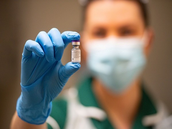 After Uk, Canada approves Pfizer COVID-19 vaccine for its citizens (Photo Credit: Reuters)