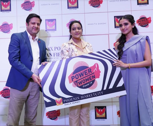 Amit Kumar from Phoenix Marketcity, Amruta Fadnavis and Akshita Gandhi for the Inauguration of Power Women Fiesta at Phoenix Marketcity, Kurla, Mumbai