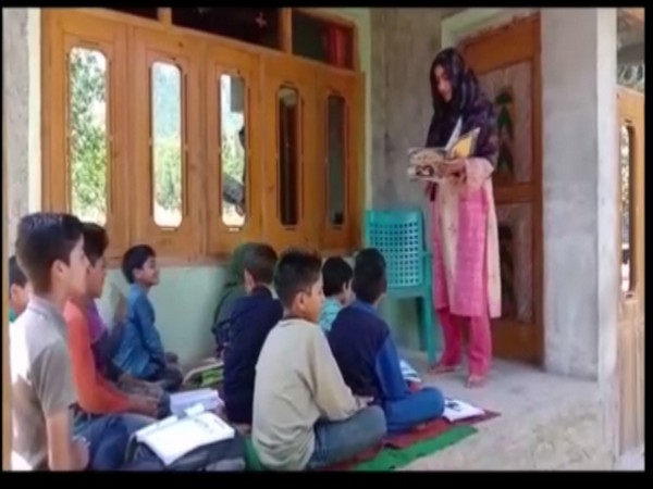 Mahfooza Akhtar is going extra mile to spread awareness regarding importance of education. Photo/ANI