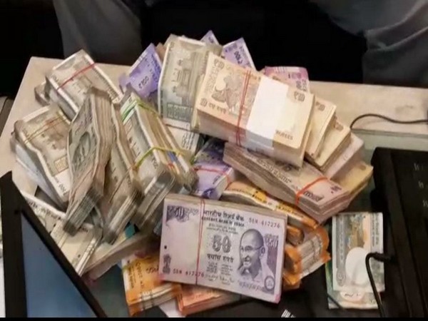  Lokayukta raid the residence and farmhouse of Co-operative Officer Nirmal Rai in Ujjain [Photo/ANI]