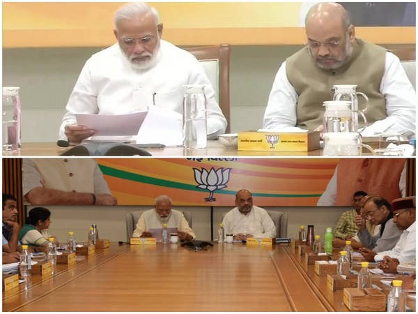Glass jars at BJP’s CEC meeting on Sunday (top); plastic bottles kept at the table for a meeting held on March 20, 2019 (bottom) Photo/ANI