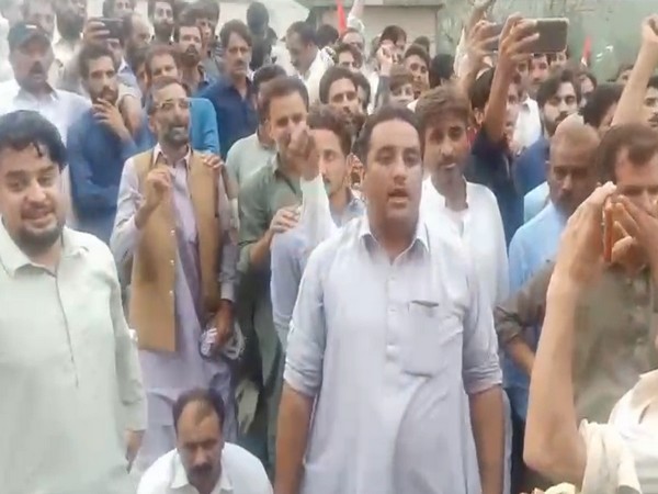 Open revolt in PoK after Imran Khan's PTI won 25 seats. 