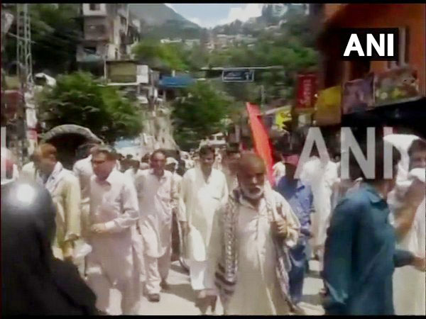People in Muzaffarabad, PoK protesting against Pakistan over construction of dams in the region.