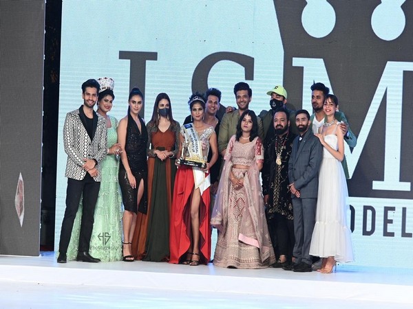 Pooja Ashish Bhosekar emerges as the 1st runner-up of Mrs India Universal 2021