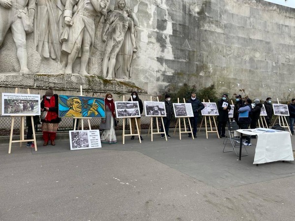 Bangladeshi expat organises poster exhibition at Eiffel tower highlighting 1971 genocide by Pakistan Army (ANI)