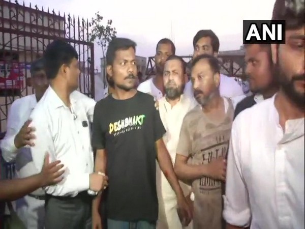 Journalist Prashant Kanojia (in black T-shirt) coming out of Lucknow jail on Wednesday.