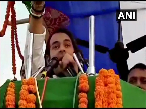 Tej Pratap Yadav addressing a rally in favour of his candidate in Jahanabad on Thursday. Photo/ANI