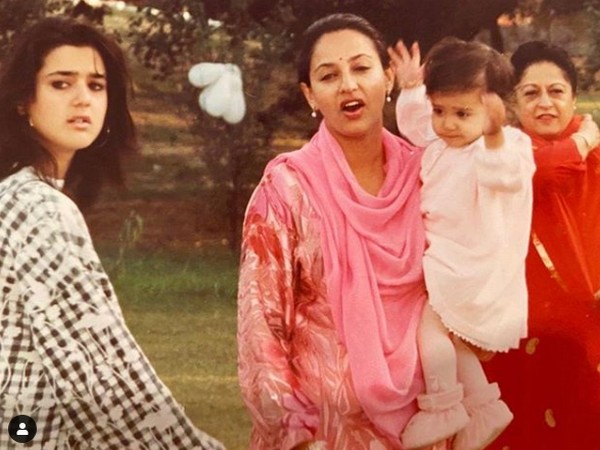 The throwback picture shared by actor Preity Zinta (Image source: Instagram) 