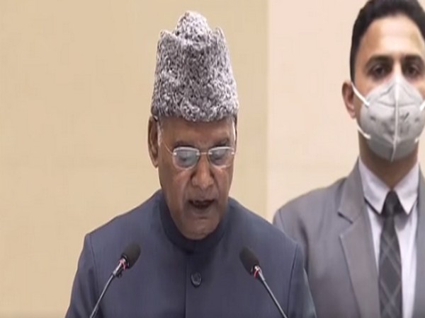 President Ram Nath Kovind addressing the 'Shri Guru Ravidas Vishva Mahapeeth Rashtriya Adhiveshan-2021 at Vigyan Bhavan.