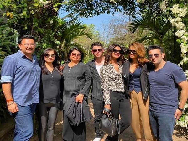 Priyanka finds Raju Hirani 'special'