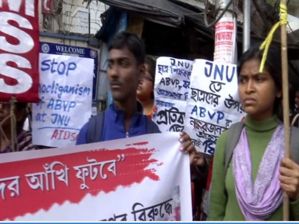 Protest by Jadavpur University students against JNU violence. (Photo/ANI)