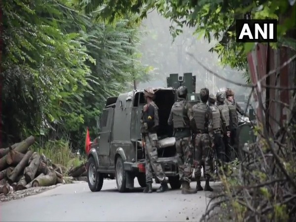 Visual from encounter site in Pulwama.