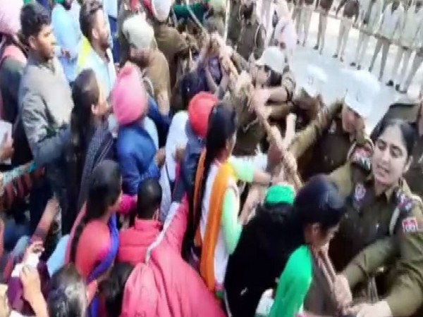    Scores of protestors clashed with police in Patiala on Sunday.