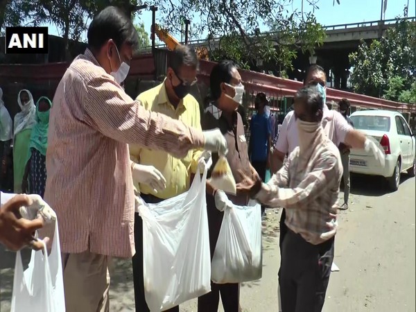 NGO distributes food among needy people in Ludhiana amid COVID-19 lockdown. Photo/ ANI