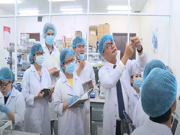 Students and scientists at the Viet Nam National University Ho Chi Minh City (VNUHCM) have carried out extensive research and developed products that help prevent the spread of COVID-19.