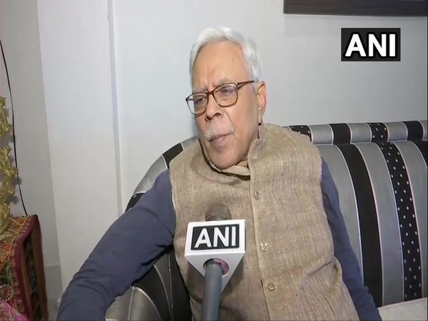 RJD leader Shivanand Tiwari speaking to ANI in Patna on Tuesday. [Photo/ANI]