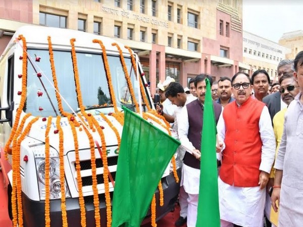 RSDC - Mobile vans being flagged off