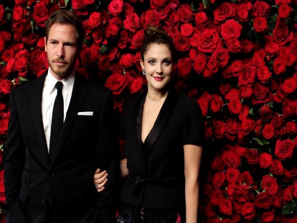 Drew Barrymore (R) and Will Kopelman (L)