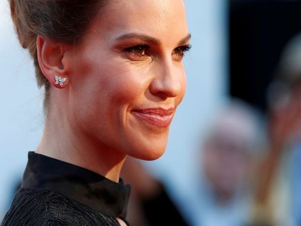 Hilary Swank (Image courtesy: Instagram)