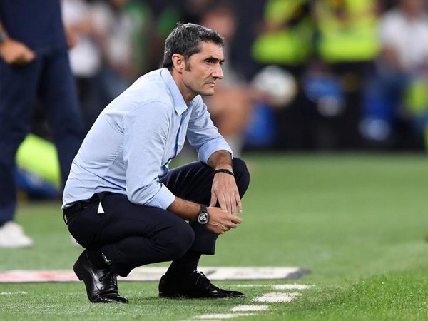 Barcelona manager Ernesto Valverde 