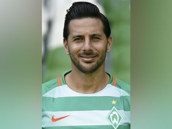 Wreder Bremen player Claudio Pizarro