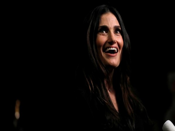 Idina Menzel