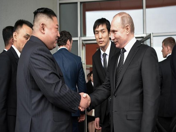 North Korean leader Kim Jong-un and Russian President Vladimir Putin at the summit in Vladivostok in April. (File photo)