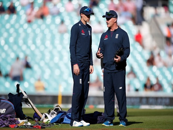 England Test skipper Joe Root and Graham Thorpe